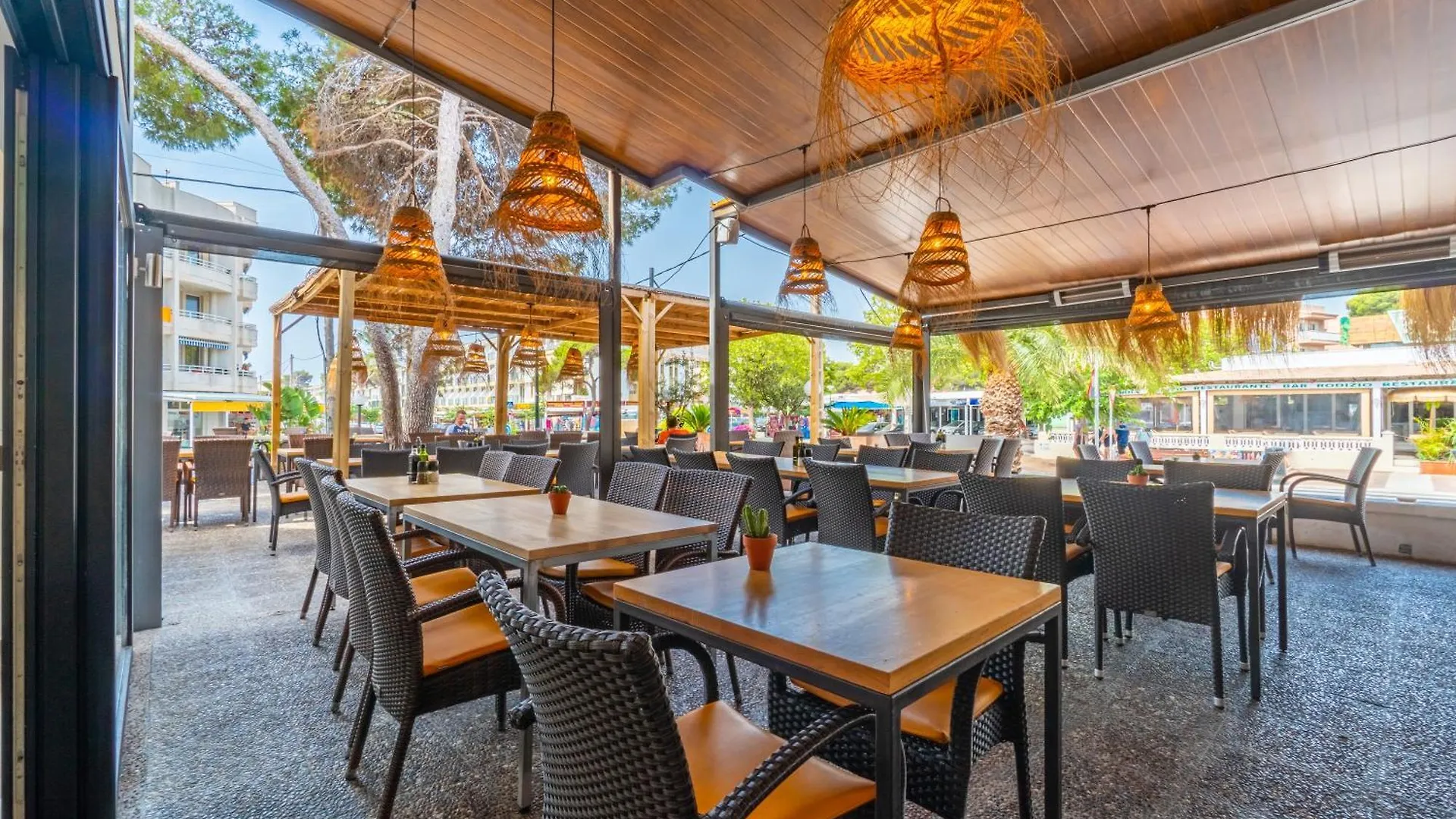 Ξενοδοχείο Hostal Alcina Cala Ratjada