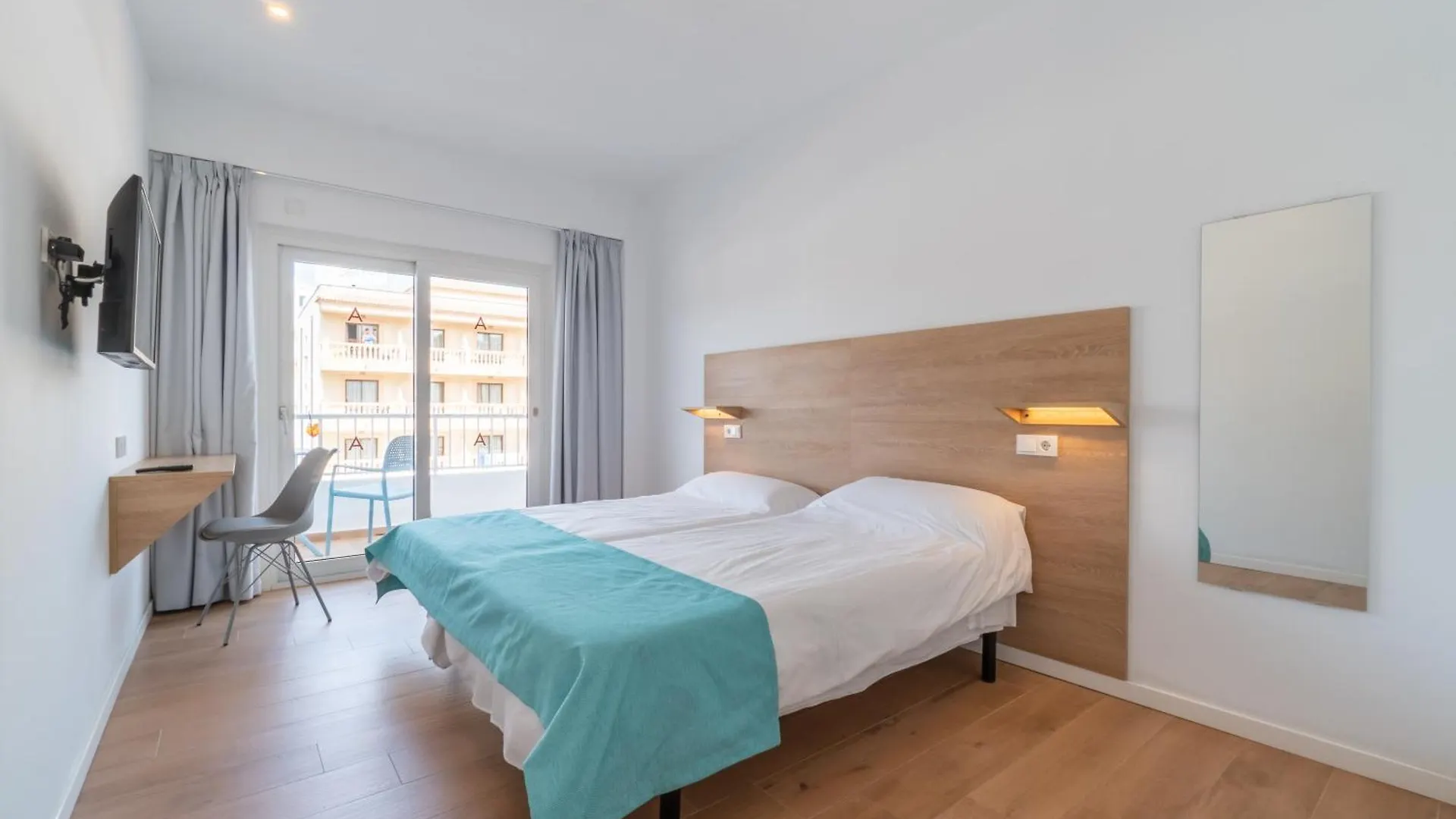 Ξενοδοχείο Hostal Alcina Cala Ratjada
